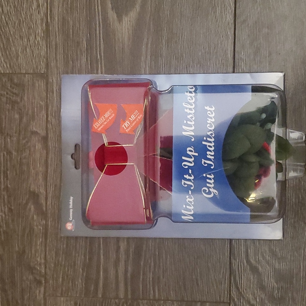 💋 Motion activated Mix-it-up Mistletoe - Gemmy Holiday 💋 Brand New